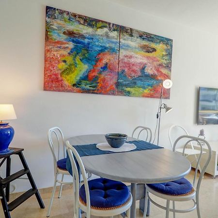 Mediterraneo Seaview Apartment By Hello Homes Sitges Dış mekan fotoğraf
