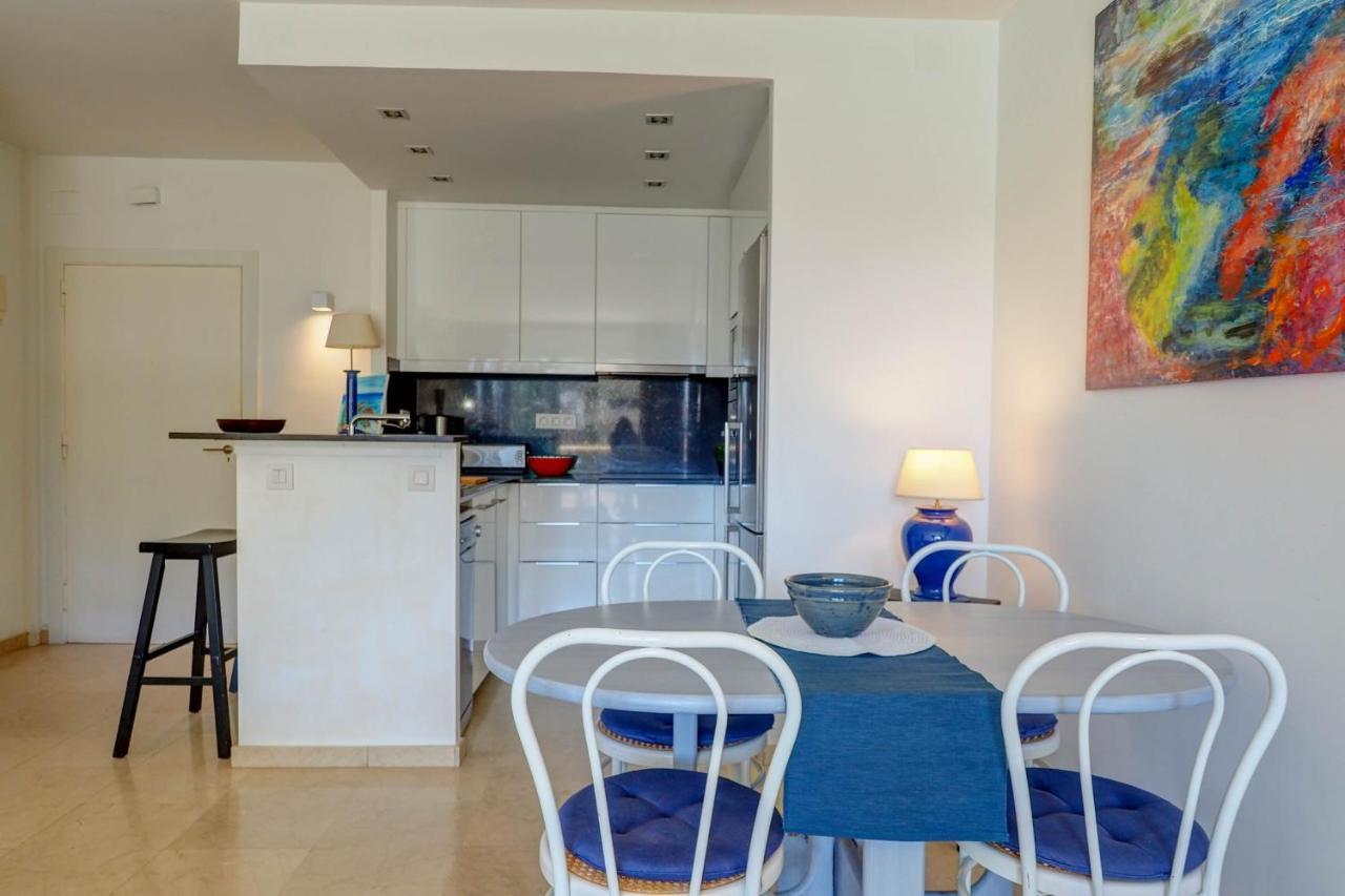 Mediterraneo Seaview Apartment By Hello Homes Sitges Dış mekan fotoğraf