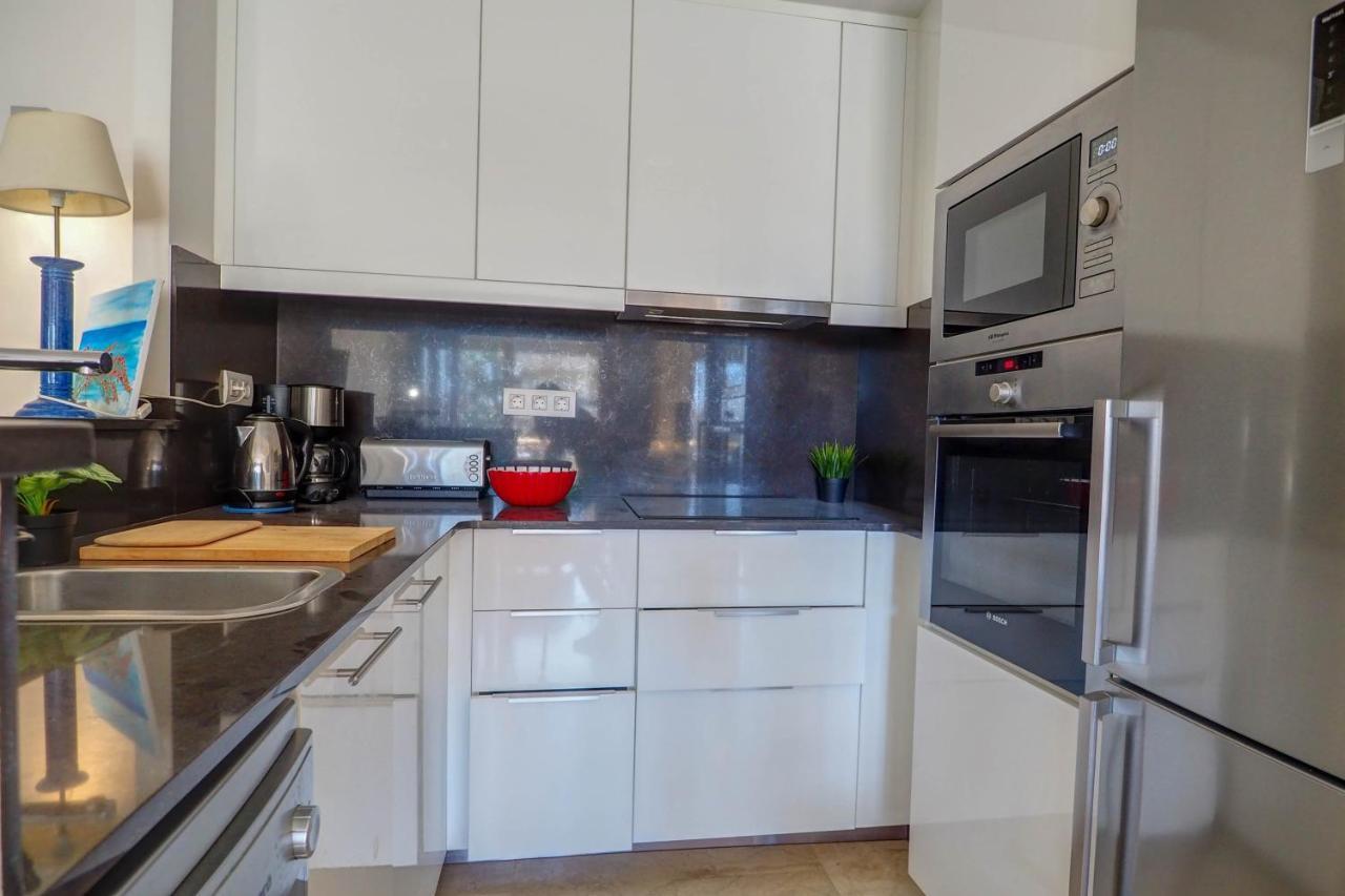 Mediterraneo Seaview Apartment By Hello Homes Sitges Dış mekan fotoğraf