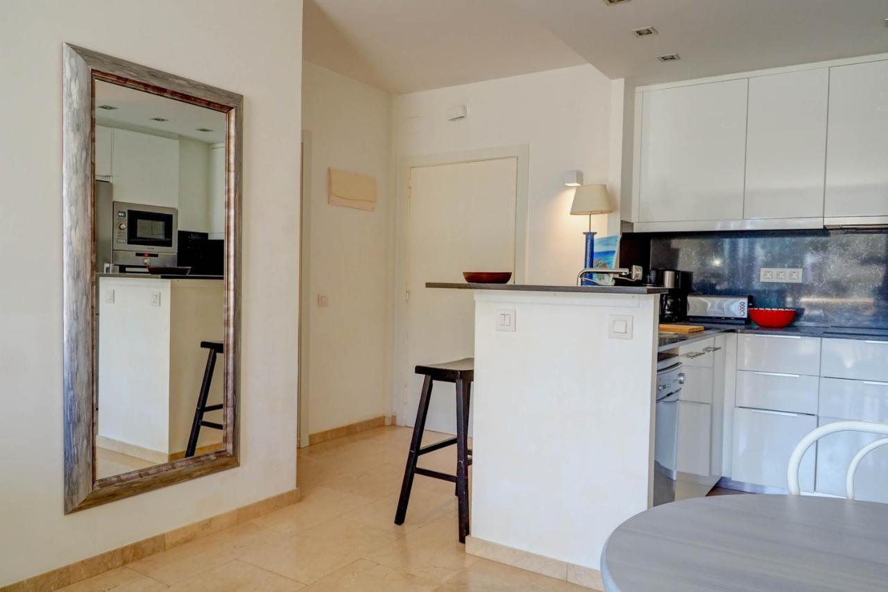 Mediterraneo Seaview Apartment By Hello Homes Sitges Dış mekan fotoğraf