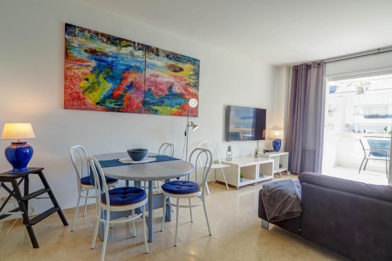 Mediterraneo Seaview Apartment By Hello Homes Sitges Dış mekan fotoğraf