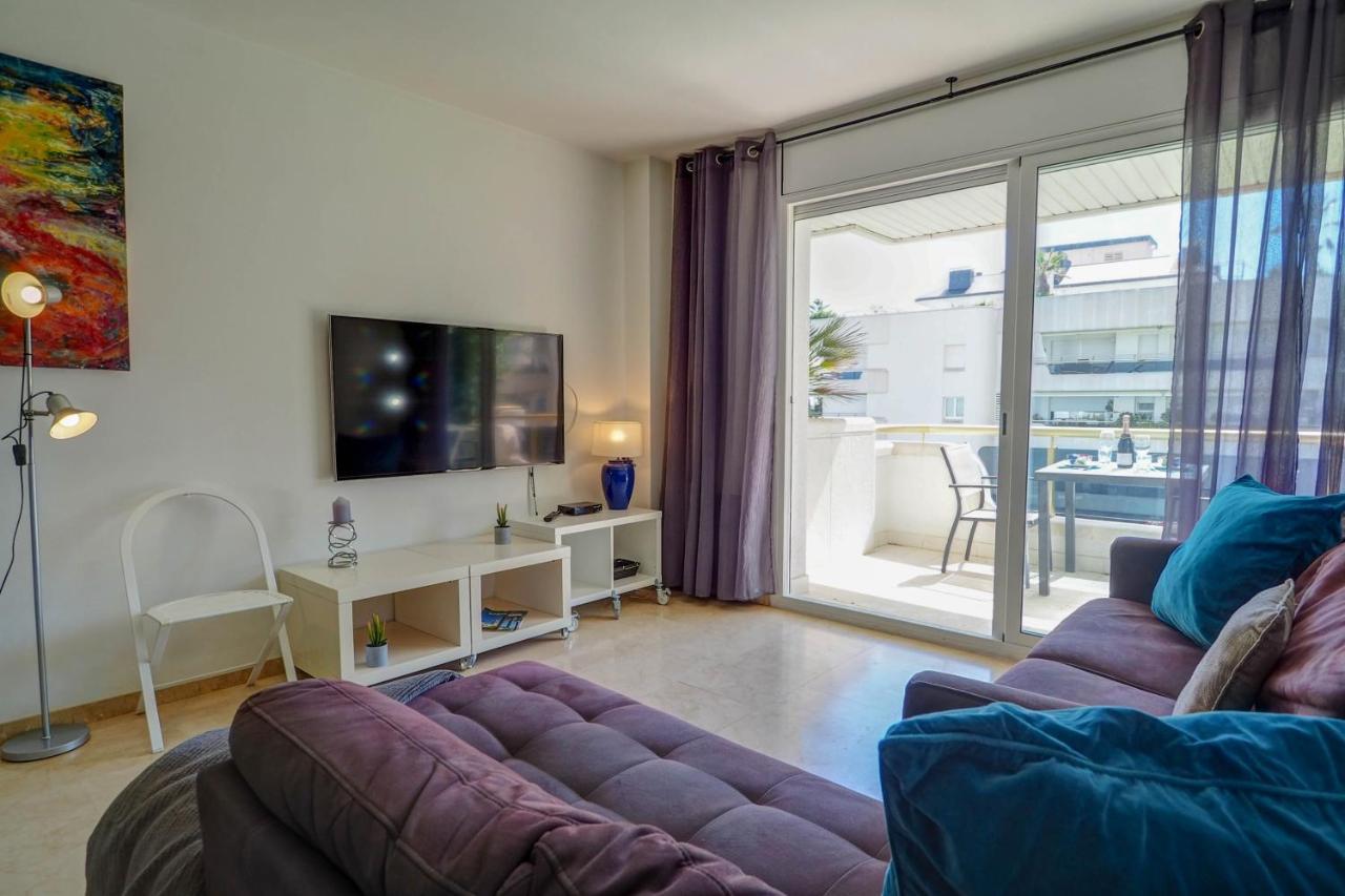 Mediterraneo Seaview Apartment By Hello Homes Sitges Dış mekan fotoğraf
